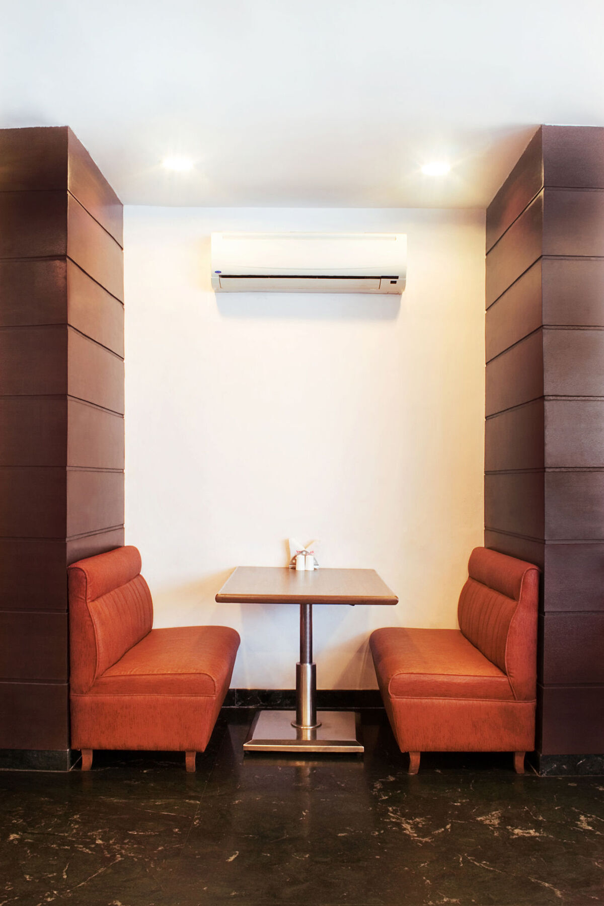 Lucky Hotel Goregaon Mumbai Ngoại thất bức ảnh